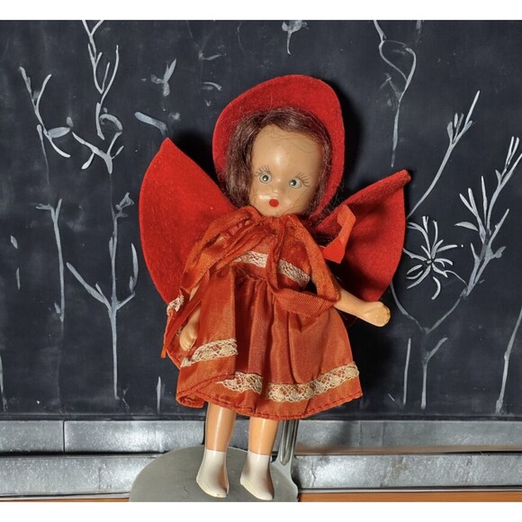 Nancy Ann Storybook Dolls ~ Little Red Riding Hood #116 - Picture 1 of 10